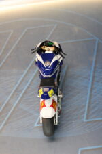 02. Maqueta Moto GP: Honda RC212V. Toni Elias 2007. 1:12. - Imagen 4