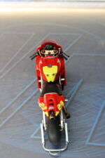 08. Maqueta Moto GP: Honda RC211V. Toni Elias 2006. 1:12. - Imagen 5