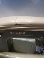 Maquina de coser portatil, con maleta SIGMA, súper-automatica, años 70 - Imagen 16
