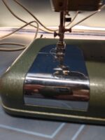 Maquina de coser portatil, con maleta SIGMA, súper-automatica, años 70 - Imagen 12