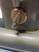 Maquina de coser portatil, con maleta SIGMA, súper-automatica, años 70 - Imagen 9