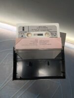 Cinta de casete: Grace Jones - Warm Leatherette. Island Records, 1980. - Imagen 3