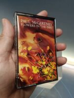 Cinta de casete: Paul McCartney - Flowers in the dirt. Emi.