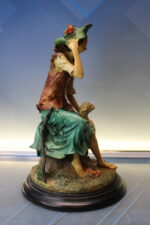 Reproducción en resina de figura “Pastora” de Giuseppe Armani, Capodimonte. - Imagen 3