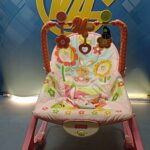 Balancín Bebé Fisher Price Flores y Conejo
