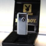 Mechero Playboy en su caja. Vintage. Encendedor eléctrico.