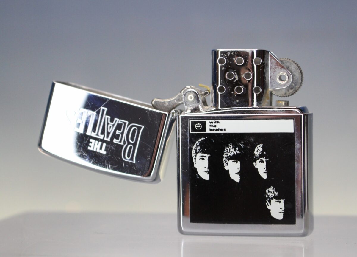 IMG_0440 07. Zippo vintage The Beatles, A - XIII. 1997. - Imagen 1