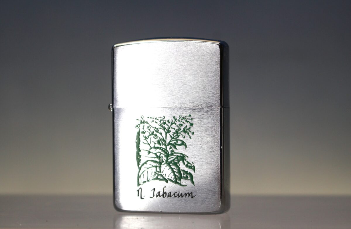 IMG_0466 12. Zippo vintage «N. Tabacum», F - VII. 1991. - Imagen 1